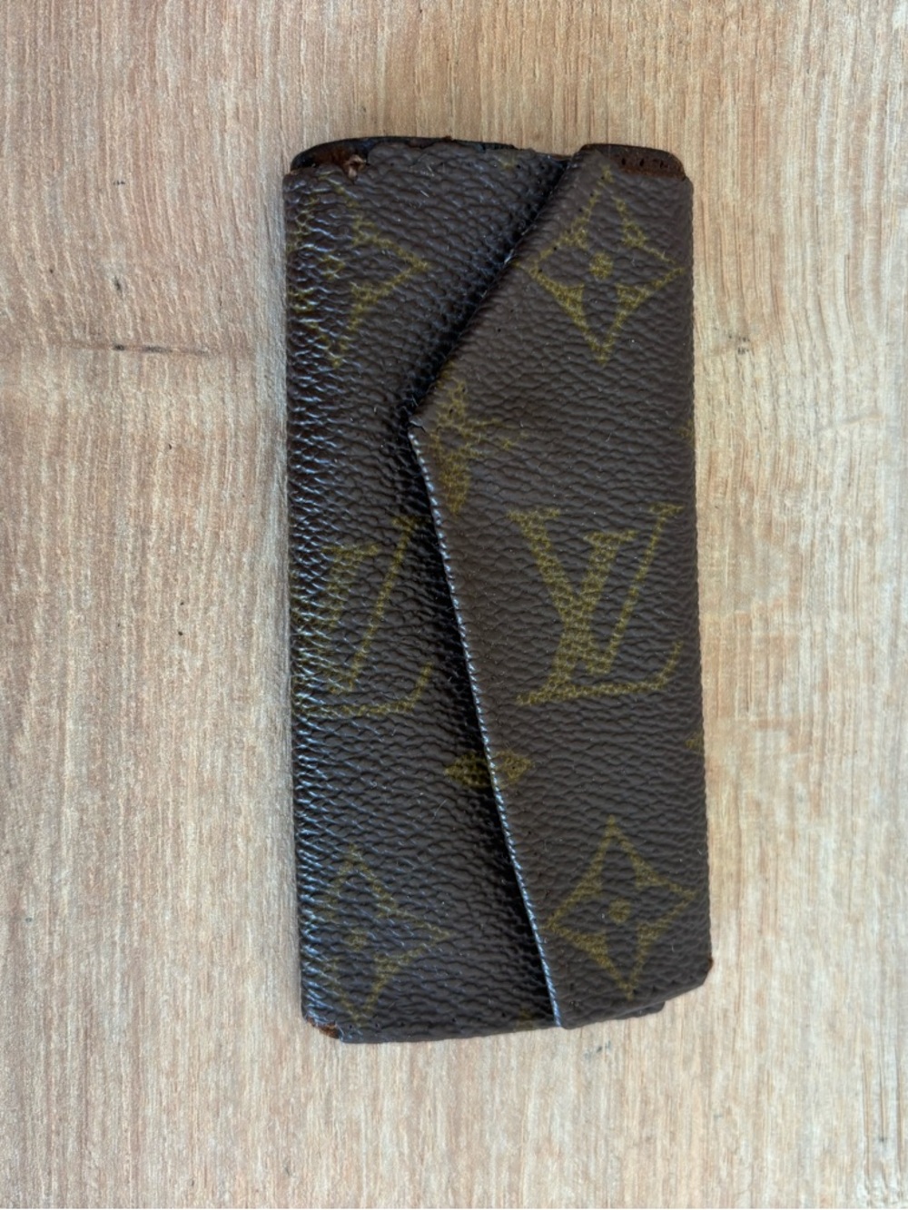 Authentic Louis Vuitton monogram key holder